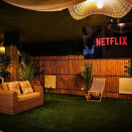 La Canopee, Jungle De Luxe - Jacuzzi Sauna * Homecourt