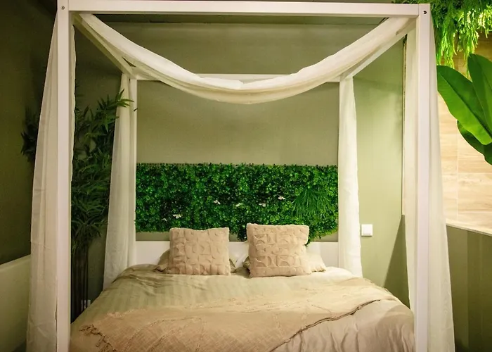 Апартаменты La Canopee, Jungle De Luxe - Jacuzzi Sauna Homecourt